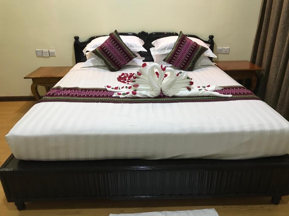 Vintage Hpa An Hotel Екстер'єр фото
